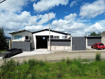 NAVE INDUSTRIAL EN VENTA-MONAY BAGUANCHI- CUENCA