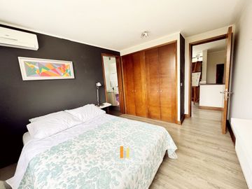 Venta Casa Condominio Los Bravos, interior. Colegio Craighousee