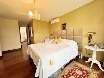 Venta Casa Condominio Los Bravos, interior. Colegio Craighousee