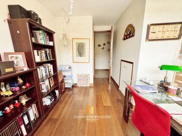 Venta Casa Condominio Los Bravos, interior. Colegio Craighousee