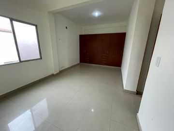 URBANIZACION BRISAS DEL NORTE, VENDO PRECIOSA VILLA DOS PLANTAS, TRES DORMITORIOS, EXCELENTES ACABADOS, OPORTUNIDAD POR VIAJE