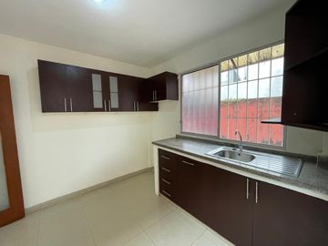 URBANIZACION BRISAS DEL NORTE, VENDO PRECIOSA VILLA DOS PLANTAS, TRES DORMITORIOS, EXCELENTES ACABADOS, OPORTUNIDAD POR VIAJE