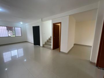 URBANIZACION BRISAS DEL NORTE, VENDO PRECIOSA VILLA DOS PLANTAS, TRES DORMITORIOS, EXCELENTES ACABADOS, OPORTUNIDAD POR VIAJE