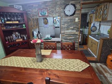 Se Vende Hermosa Casa Troncos Viejos, Villa Alemana
