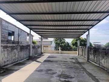 Venta de Casa rentera, Sur Oeste de Guayaquil, Calle Leonidas Plaza