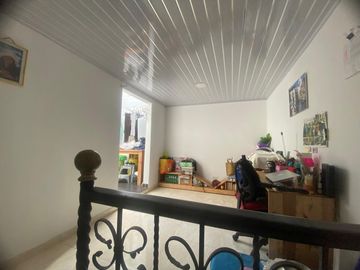 Casa muy Amplia en Conjunto cerrado
