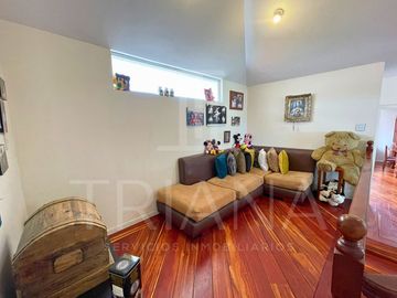 CASA INDEPENDIENTE EN URBANIZACION PRIVADA PORTAL DE LA HACIENDA SANGOLQUI