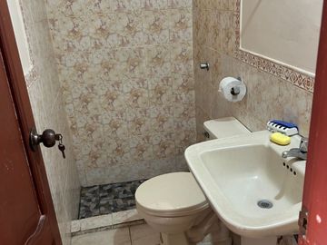 En venta casa rentera en alborada 5ta etapa. (JP)