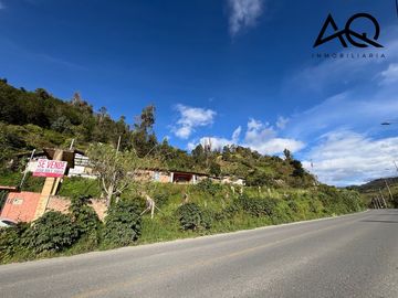 Propiedad en venta en Loja sector El Capuli
