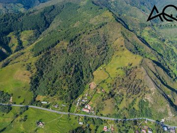Propiedad en venta en Loja sector El Capuli