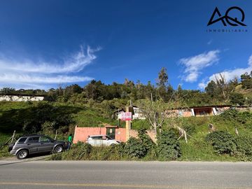 Propiedad en venta en Loja sector El Capuli