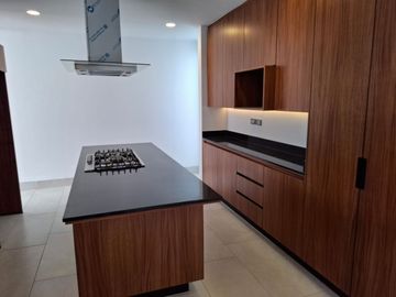 CASA EN VENTA EN LOMAS PUNTA DEL ESTE LEÓN, GTO. CASA DE UNA PLANTA CERCA DE BLV LAS TORRES.