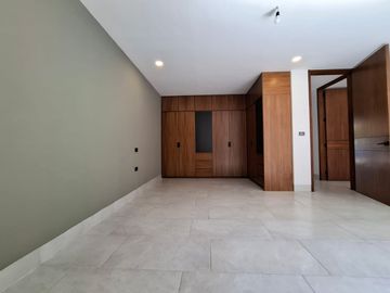 CASA EN VENTA EN LOMAS PUNTA DEL ESTE LEÓN, GTO. CASA DE UNA PLANTA CERCA DE BLV LAS TORRES.