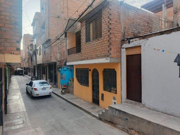Casa la Venta en Ramon Carcamo, Cercado de Lima