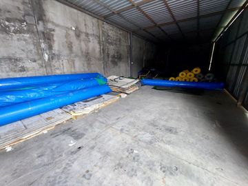 Venta de Terreno 2000 m² con Bodegas y Oficinas 1200 m² en Duran, Zona Industrial