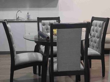 Venta de Departamento Moderno en Tumbaco Edificio con Piscina, Sector a 2 Cuadras de Supermercado Tía de Tumbaco cerca a la Ruta Viva