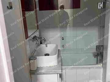En venta o arriendo departamento tercer piso, en avenida pedro de Valdivia, comuna de Providencia.
