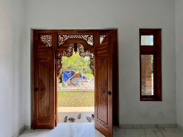 Rumah Dekat Gerbang Gajah Kembanglimus – Akses Wisata