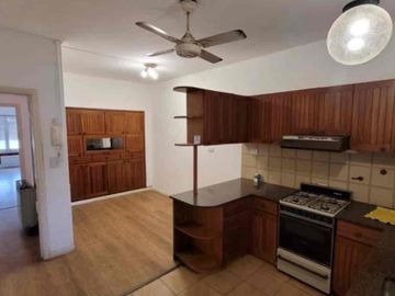 CASA en VENTA sobre Av. Recta Martinolli