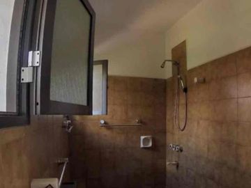 CASA en VENTA sobre Av. Recta Martinolli