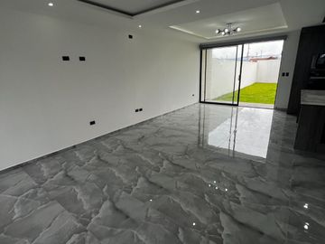 Casa en venta tumbaco 360 de terreno 180 m2 de construcción $229.000
