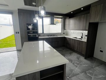 Casa en venta tumbaco 360 de terreno 180 m2 de construcción $229.000