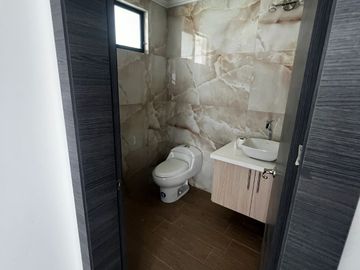 Casa en venta tumbaco 360 de terreno 180 m2 de construcción $229.000