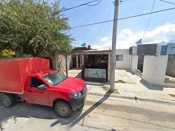 Casa en Calle Avícola, Barrio de la Industria, Monterrey, N.L. ¡NO CRÉDITOS!