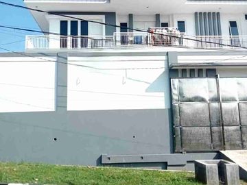 Rumah dijual Lokasi Sangat Strategis di Lembah Dieng Kota Malang