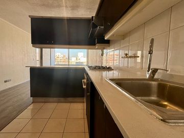 Se Vende Acogedor Depto 2dormitorio+estacionam. Metro Ñuñoa
