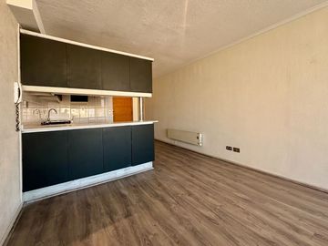 Se Vende Acogedor Depto 2dormitorio+estacionam. Metro Ñuñoa