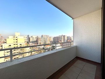 Se Vende Acogedor Depto 2dormitorio+estacionam. Metro Ñuñoa