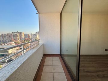 Se Vende Acogedor Depto 2dormitorio+estacionam. Metro Ñuñoa