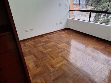 VENDO DPTO SANTA CATALINA 3 DORM. LA VICTORIA