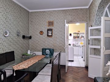 Oportunidad  Vendo Dpto 2do Piso + Aires  AOC: 254m2 Calle Salaverry Miraflores