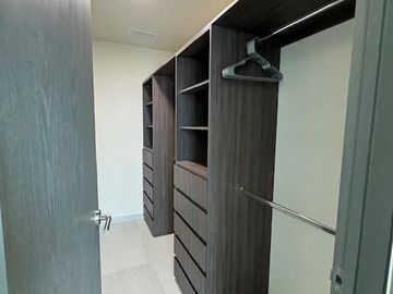 Departamento en Renta 2 Recámaras en Poniente (Torre Balzac) en Monterrey