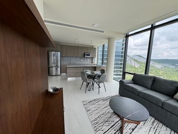 Departamento en Renta 2 Recámaras en Poniente (Torre Balzac) en Monterrey