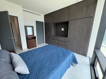 Departamento en Renta 2 Recámaras en Poniente (Torre Balzac) en Monterrey