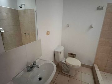 CASA EN VENTA - VILLA CLUB 2