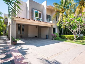 Casa en venta en el Tigre, condominio los venados, Nuevo Vallarta.