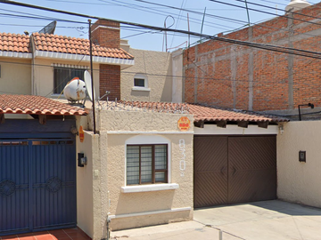 LINDA CASA A LA VENTA, EN SAN MIGUELITO, SLP. REMATE ADJUDICADO