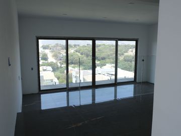 Casa en Venta Rancho San Juan, Zona Esmeralda. OPORTUNIDAD UNICA