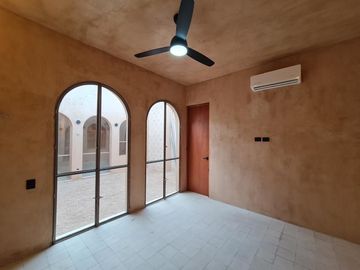 Casa completamente remodelada en LA ERMITA