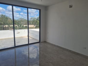CASA RESIDENCIAL EN PRIVADA ZENDERA CONKAL