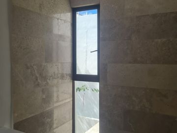 CASA RESIDENCIAL EN PRIVADA ZENDERA CONKAL