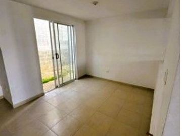 CASA EN VENTA COLONIA PRIVADA JUARE, 2 PLLANTAS, 3 RECAMARAS, 2 BAAÑOS, ACEPTAMOS CRÉDITOS BANCARIOS