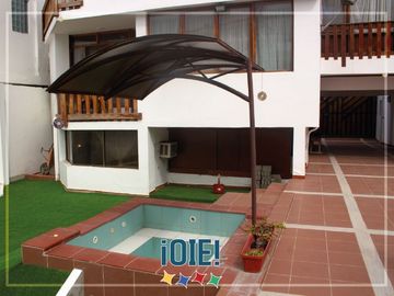 Casa de 4 dormitorios + suite privada en Urbanización Pedro Balda