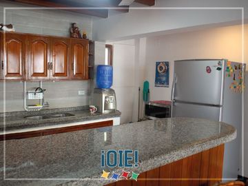 Casa de 4 dormitorios + suite privada en Urbanización Pedro Balda