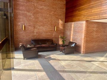 VENTA DEPARTAMENTO CON EXCELENTE VISTA AL GOLF EN SAN ISIDRO