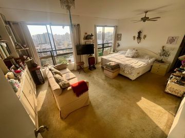 VENTA DEPARTAMENTO CON EXCELENTE VISTA AL GOLF EN SAN ISIDRO